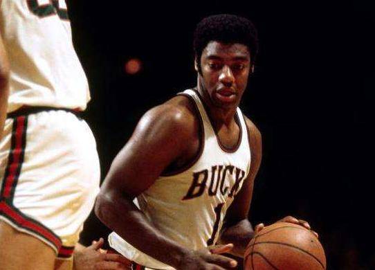 以确保他的 以确保他的