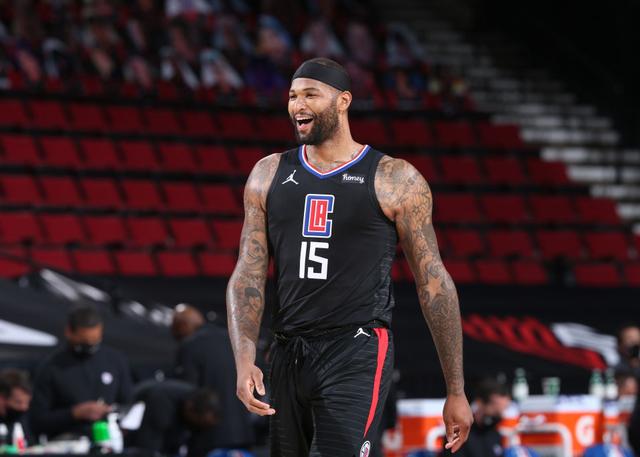 依旧起伏 依旧起伏