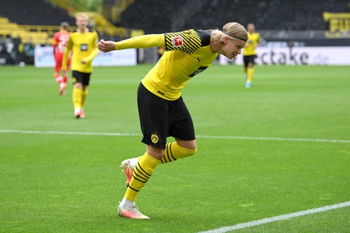 雪地足球 雪地足球