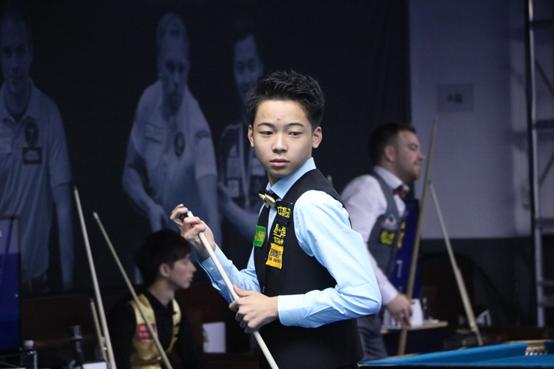 身披队长袖 身披队长袖