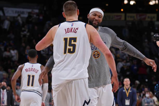 都保持攻势 都保持攻势